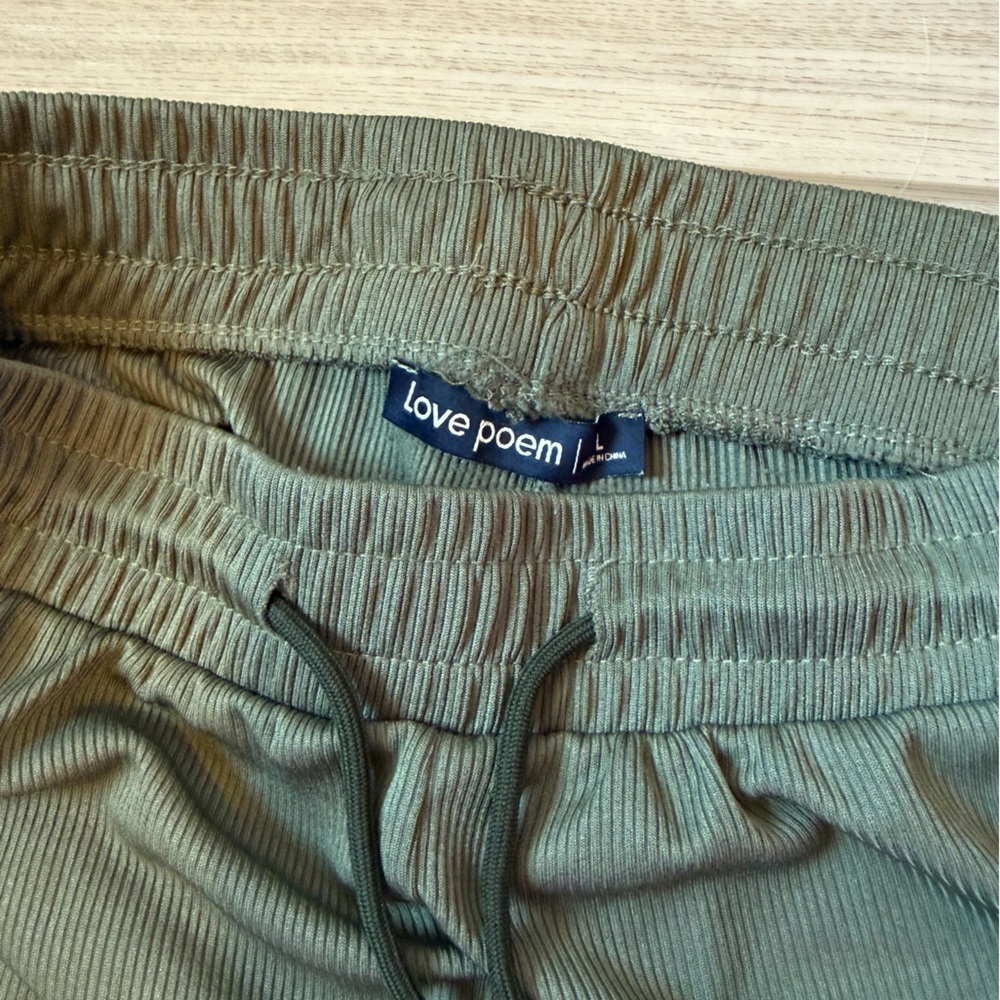 Love Poem 3 Rib Knit Flare Pants - Picture 4 of 7